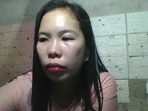 Snapshot of pinaysinglemommm chatting on 10.08.25 pinaysinglemommm online show from 10.08.25