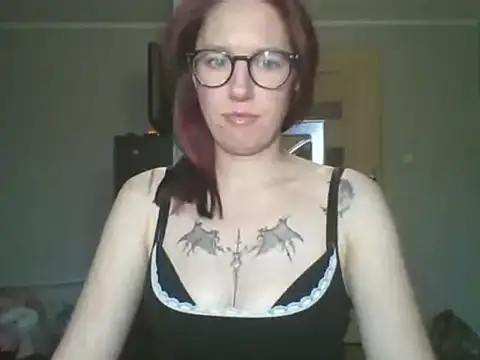 Snapshot of JudyFetish chatting on 09.11.25 JudyFetish online show from 09.11.25