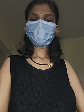 Shivani2002 online show from 07.13.26