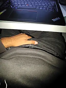 Snapshot of Syto772 chatting on 10.02.25 Syto772 online show from 10.02.25