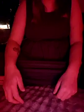 Snapshot of Nadja37 chatting on 05.13.26 Nadja37 online show from 05.13.26