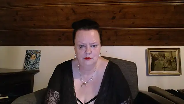 Snapshot of TiffanyMature chatting on 05.28.26 TiffanyMature online show from 05.28.26
