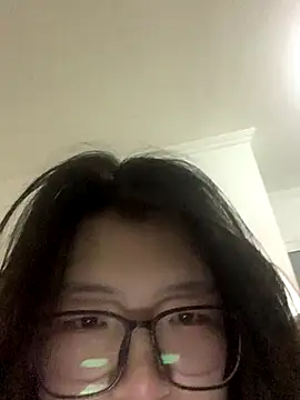 Snapshot of SSlady521 chatting on 10.06.25 SSlady521 online show from 10.06.25