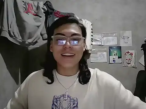 Snapshot of dirty_model chatting on 04.18.26 dirty model online show from 04.18.26