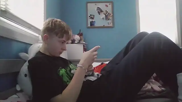 Liam axel35 online show from 11.19.25