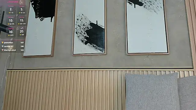 Snapshot of katia_cute chatting on 11.20.25 katia cute online show from 11.20.25