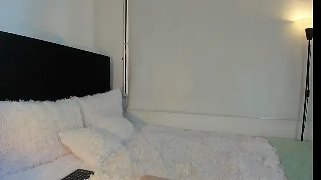 LunaVelvet777 online show from 02.10.26