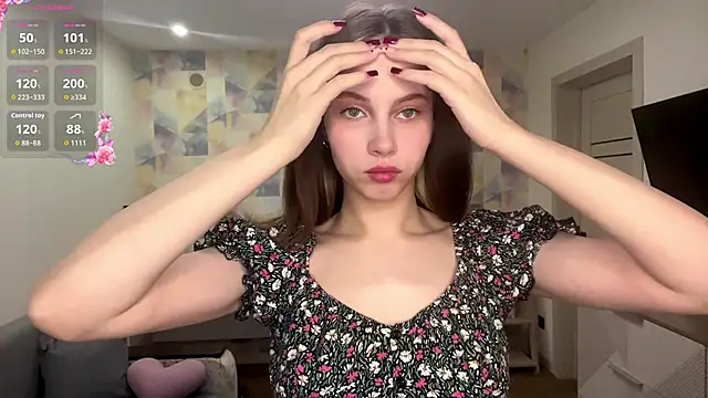 NylaNadler online show from 04.07.26