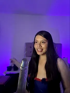 Snapshot of maria_ribeiro chatting on 12.13.24 maria ribeiro online show from 12.13.24