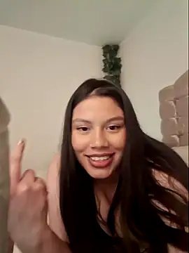 Snapshot of maria_ribeiro chatting on 01.28.25 maria ribeiro online show from 01.28.25