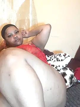 Snapshot of PRINCESSEMELXX93 chatting on 09.23.25 PRINCESSEMELXX93 online show from 09.23.25