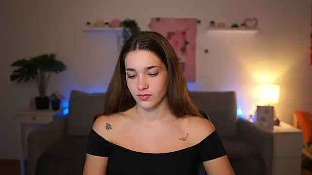 kissie cat online show from 11.11.25