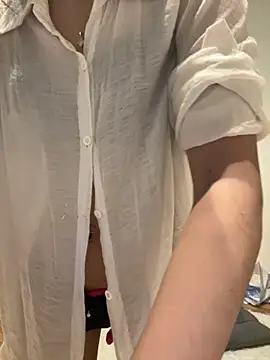 lanlan girl2k online show from 12.02.25