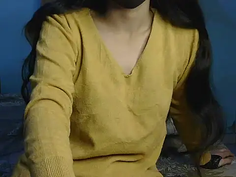 Snapshot of imaila18 chatting on 11.22.25 imaila18 online show from 11.22.25