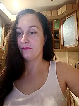 Amandda  online show from 09.29.25