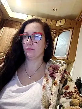 Amandda  online show from 12.13.25