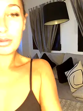 Rosieredxox online show from 09.30.25