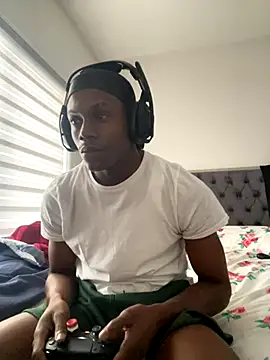 Snapshot of labishyoung25 chatting on 12.03.25 labishyoung25 online show from 12.03.25