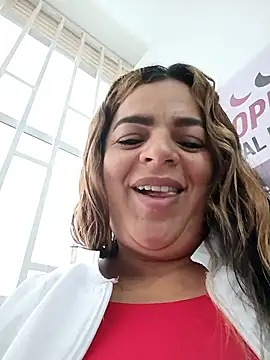 Mia-Glow online show from 01.06.26