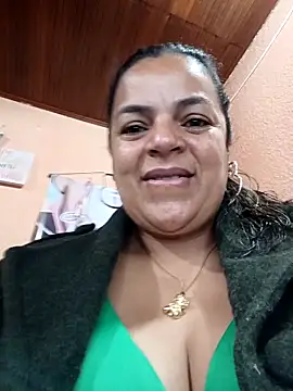 Snapshot of Mia-Glow chatting on 02.03.26 Mia-Glow online show from 02.03.26