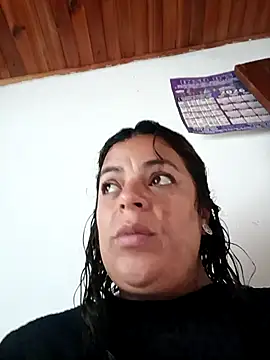 Snapshot of Mia-Glow chatting on 03.18.26 Mia-Glow online show from 03.18.26