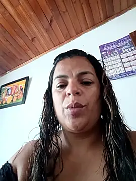 Snapshot of Mia-Glow chatting on 03.25.26 Mia-Glow online show from 03.25.26