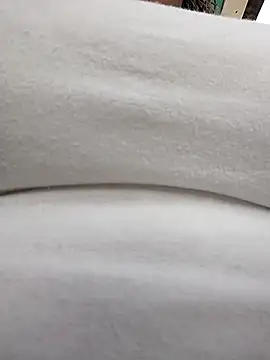 Snapshot of Mia-Glow chatting on 04.07.26 Mia-Glow online show from 04.07.26