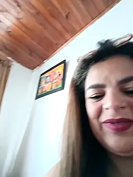 Snapshot of Mia-Glow chatting on 04.13.26 Mia-Glow online show from 04.13.26