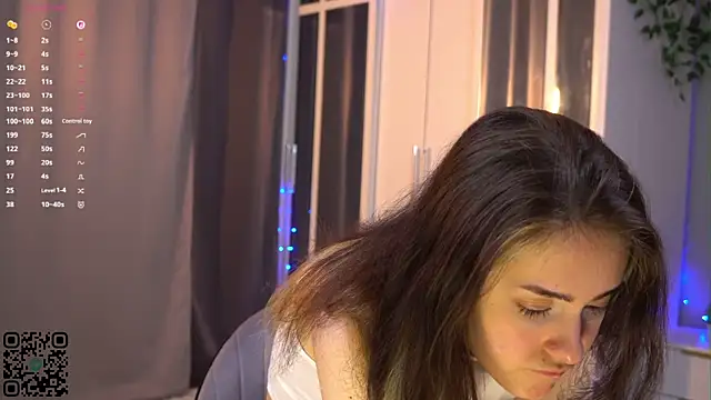 Snapshot of VernonKnapik chatting on 09.27.25 VernonKnapik online show from 09.27.25