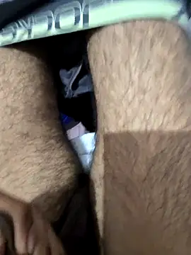 Snapshot of mumbaizboi chatting on 10.17.25 mumbaizboi online show from 10.17.25