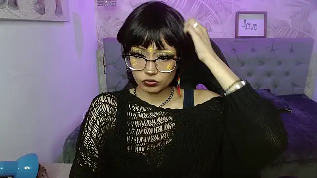 Snapshot of Nyxie_tk chatting on 09.20.25 Nyxie tk online show from 09.20.25