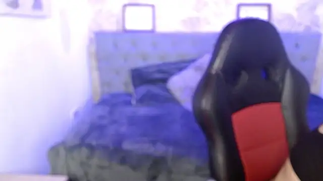 Snapshot of Nyxie_tk chatting on 10.09.25 Nyxie tk online show from 10.09.25