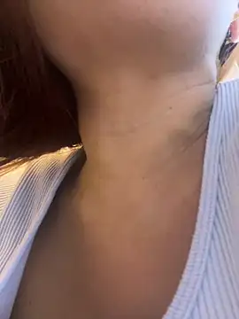 Snapshot of VictoriaFerro chatting on 04.14.26 VictoriaFerro online show from 04.14.26