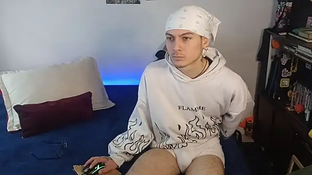 Dioniso guy8 online show from 10.09.25