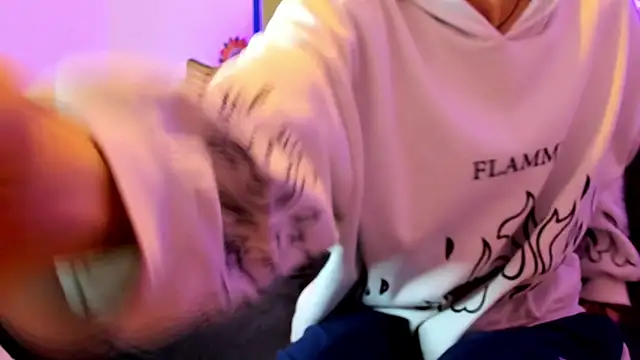 Dioniso guy8 online show from 12.15.25