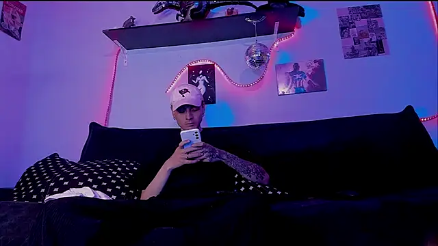 Dioniso guy8 online show from 04.17.26