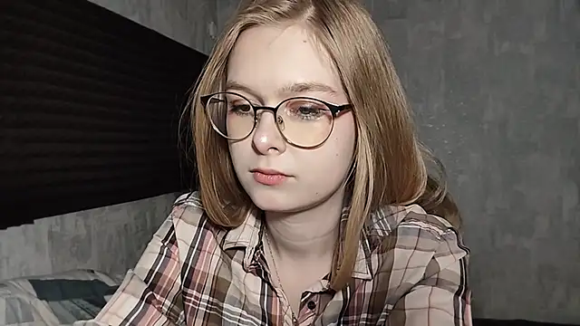 LiaVibes online show from 02.25.26