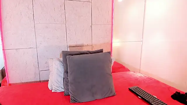 Lushi Love online show from 10.06.25