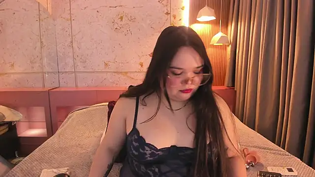 Lushi Love online show from 01.11.26