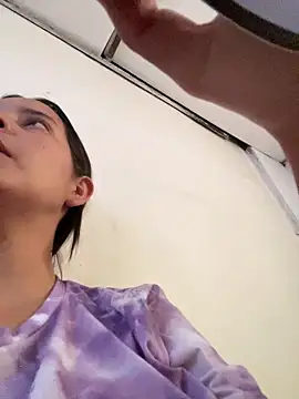 Mia jhoonson online show from 04.01.26