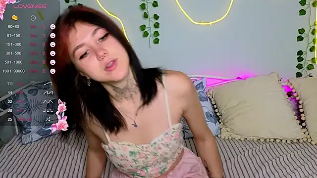 sweet miami online show from 10.04.25