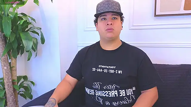 Naim Bennetsex online show from 02.17.26