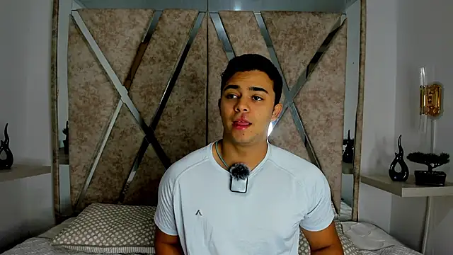 jayd muscle online show from 10.23.25