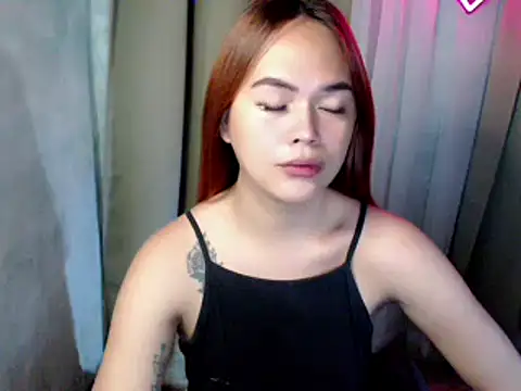 Snapshot of sweetsassyxx chatting on 11.26.25 sweetsassyxx online show from 11.26.25