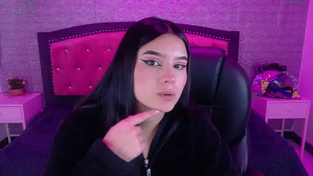 Natalie loffreda online show from 03.03.26