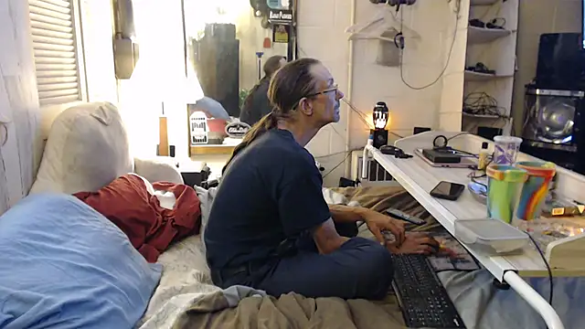Puff0169 online show from 07.08.26