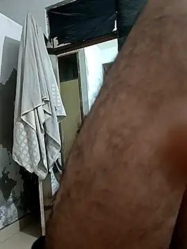 Snapshot of NoxiousFilename chatting on 09.11.25 NoxiousFilename online show from 09.11.25