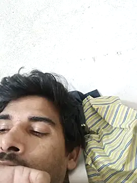 Snapshot of NoxiousFilename chatting on 10.04.25 NoxiousFilename online show from 10.04.25