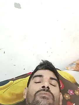 Snapshot of NoxiousFilename chatting on 10.09.25 NoxiousFilename online show from 10.09.25