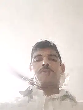 Snapshot of NoxiousFilename chatting on 10.10.25 NoxiousFilename online show from 10.10.25